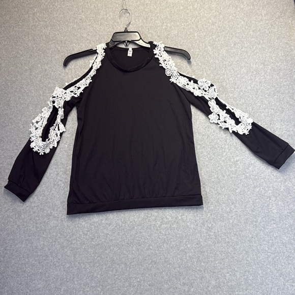 amy fashion Tops - Elegant Black Lace Trim Women's Top